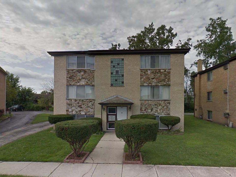 1st image of 3829 W 124th Pl APT 3E