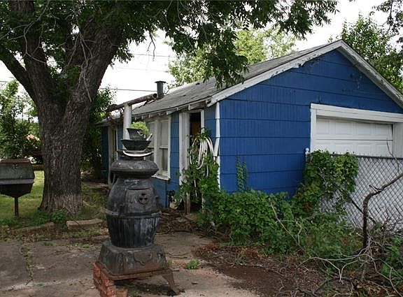 2nd image of 1600 Avenue E