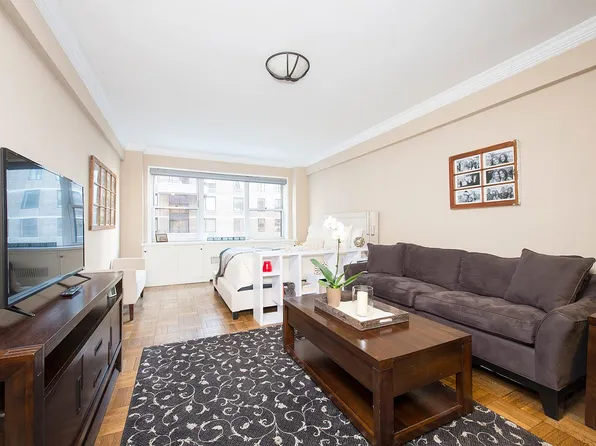 310 E 49th St APT 6F, Manhattan, NY 10017