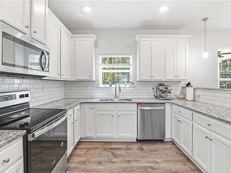 79 Lantana Xing — Photo 15