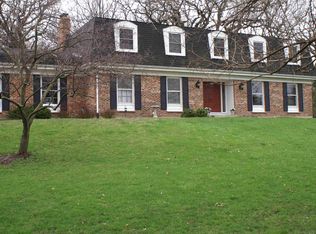 5102 Yackley Ave, Lisle, IL 60532