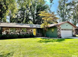 10 Cherry Dr, Rochester, IL 62563