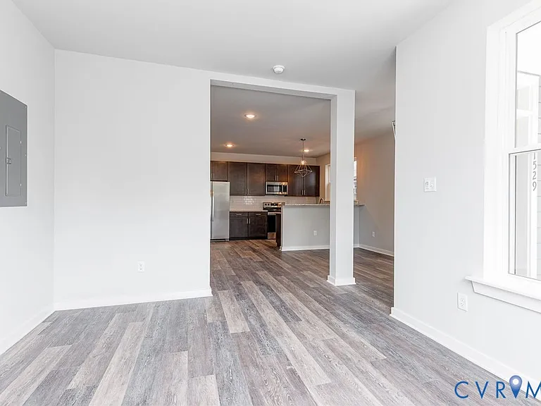 1529 Porter St #A — Photo 8