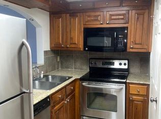 2045 N 3rd St APT 112, Baton Rouge, LA 70802