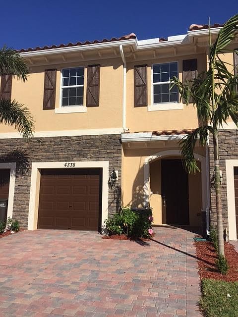 2nd image of 4338 Brewster Ln