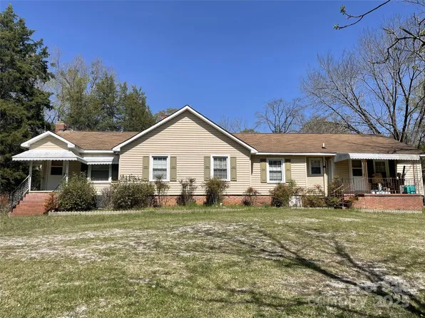 215 Old Dixie Rd, Lancaster, SC 29720