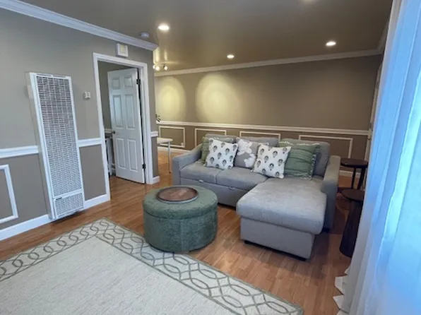455 Esplanade Ave, Pacifica, CA 94044
