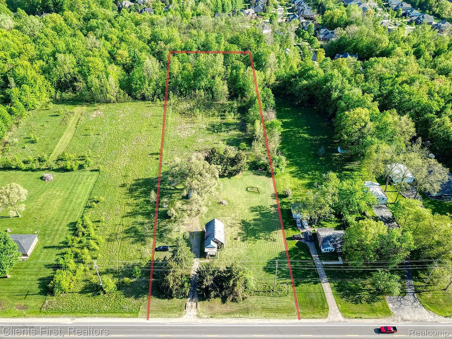 48375 Ford Rd photo 1