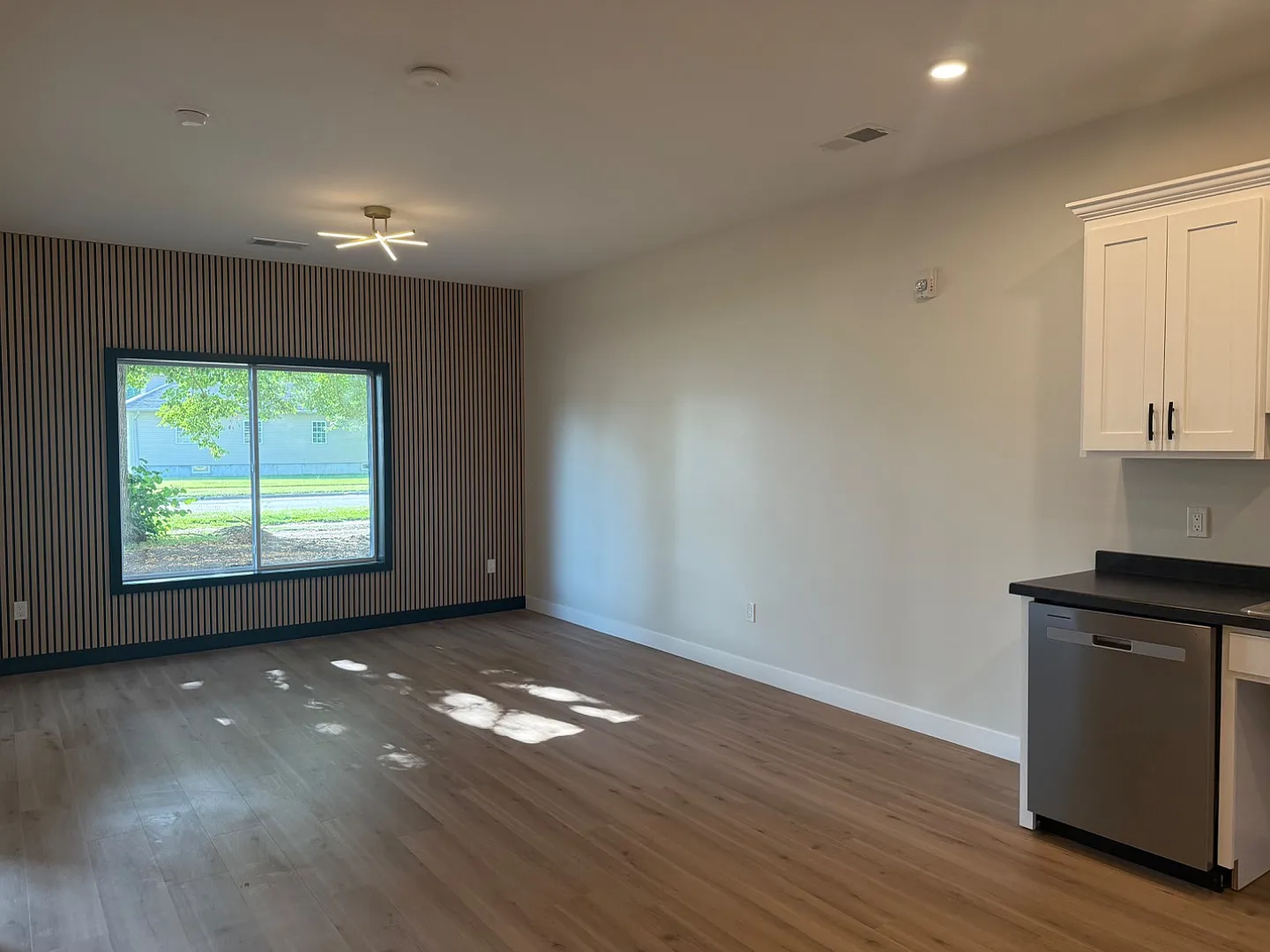 2305 Ave G - Apt. 105 Fort Madison, IA — Photo 2