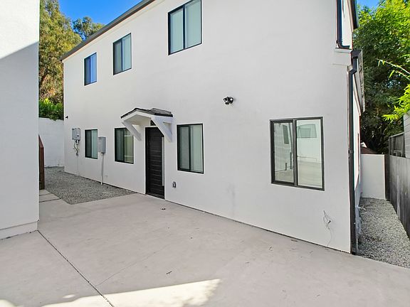 2nd image of 5624 Raber St