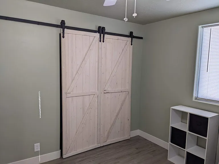785 W Carter Dr — Photo 14