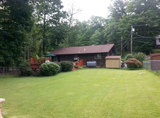 119 Camp Trl, Andover, NJ 07821