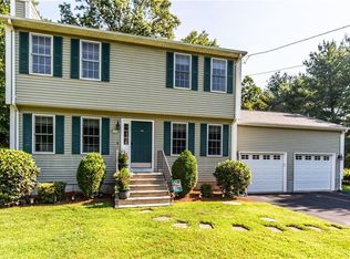 54 Talbut Rd, Scituate, RI 02831