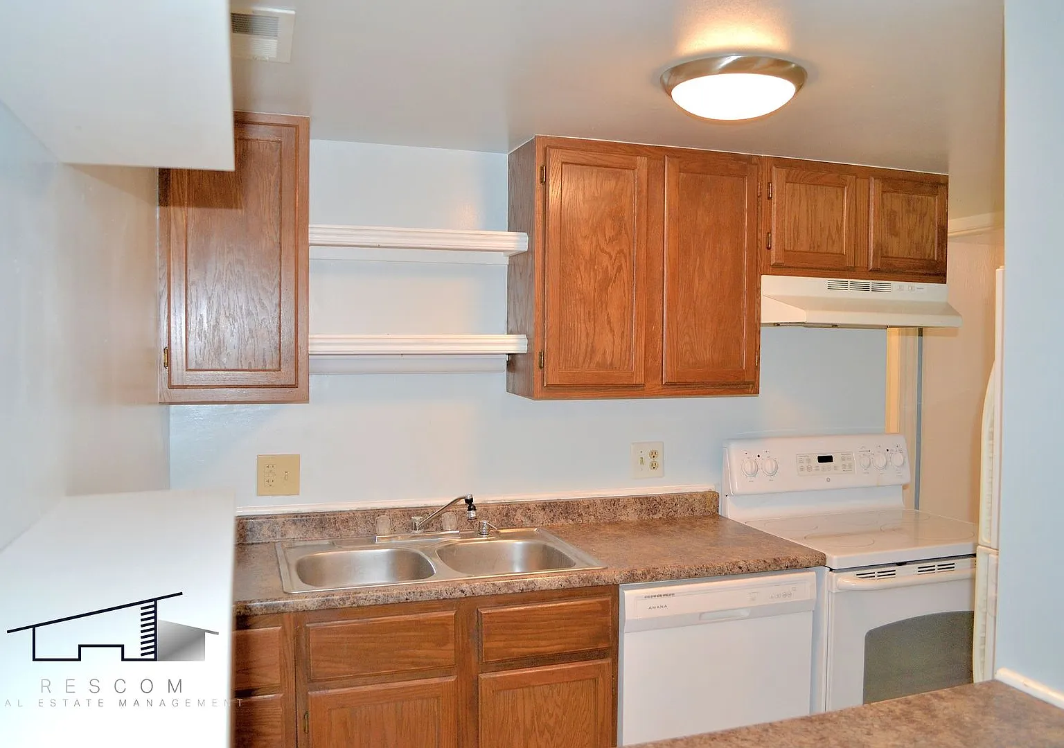 Lower-Level Roy 2 Bedroom, 1 Bathroom Condo Available! — Photo 2