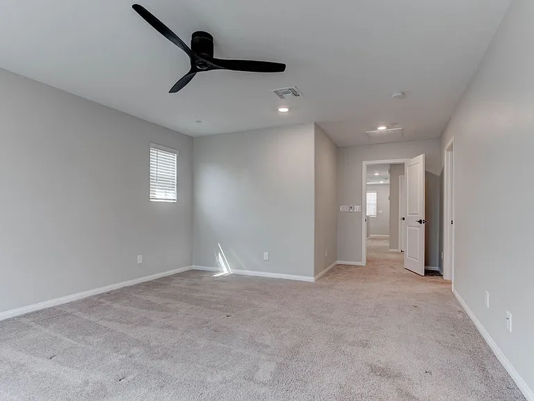 2648 Montesilvano Pl — Photo 35