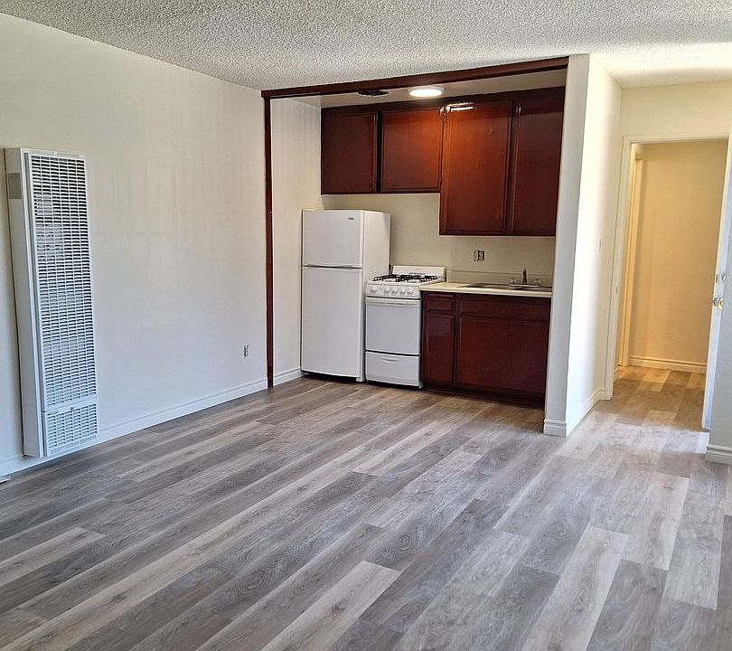 1st image of 3751 Clairemont Mesa Blvd APT 2