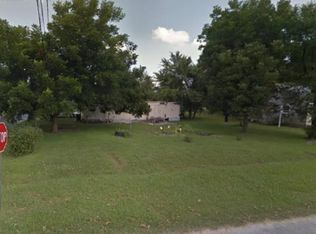 402 E 1st St, Rector, AR 72461