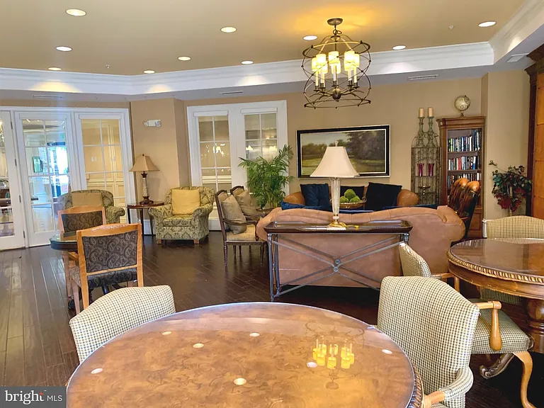 2655 Prosperity Ave #318 — Photo 39