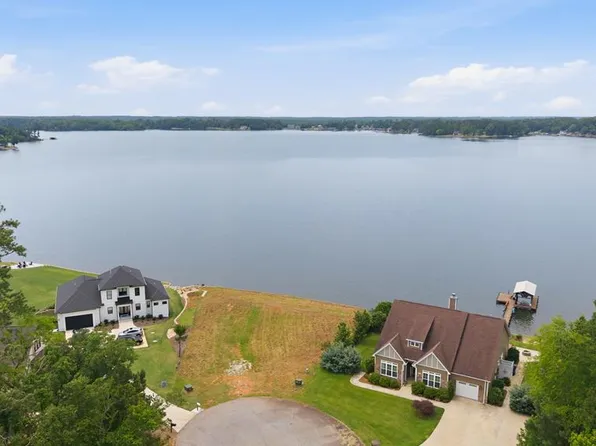 2279 Summerset Bay Dr, Cross Hill, SC 29332