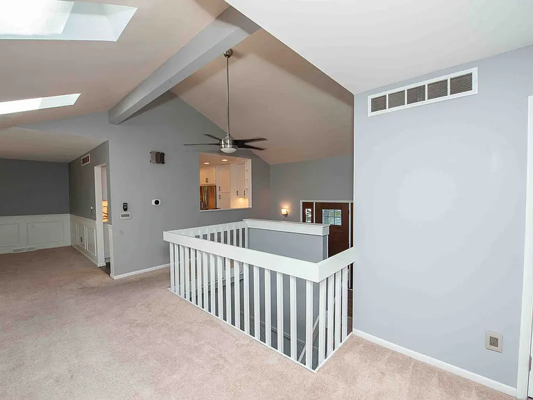 973 Hollow Creek Dr — Photo 15