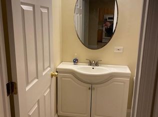 703 E Fullerton Ave APT 204, Glendale Heights, IL 60139