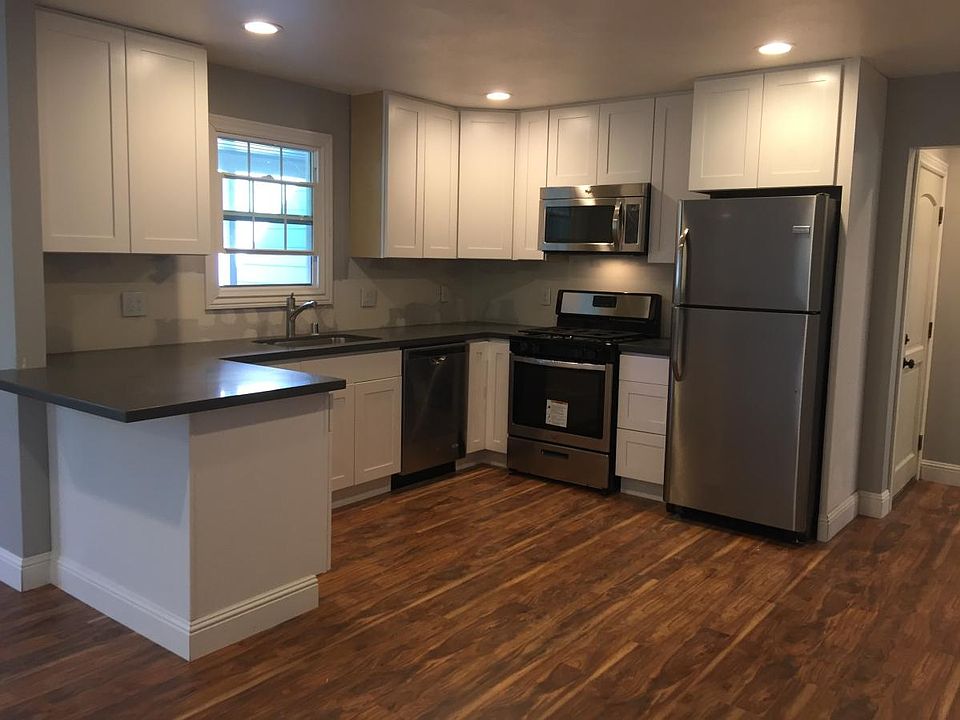 1st image of 2905 Georgia St