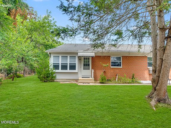 3rd image of 14 D Potomac Lane #D