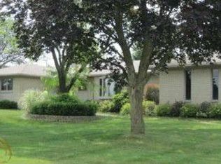2010 E Commerce St, Milford, MI
