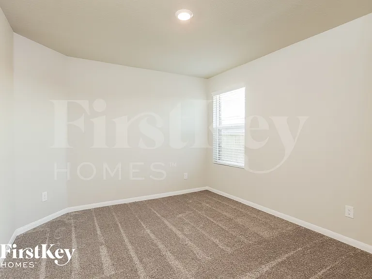 15007 Maskette Ave — Photo 13