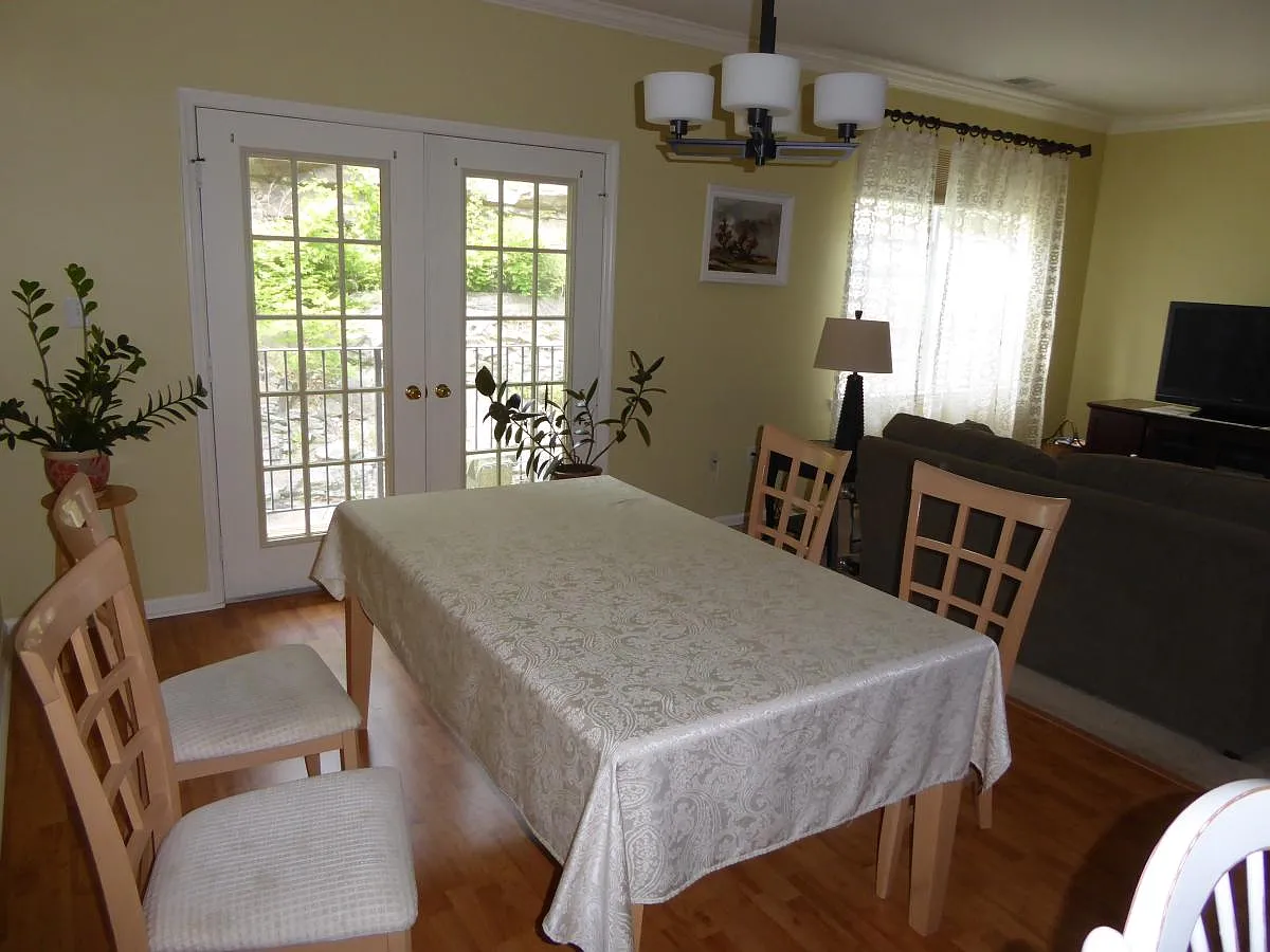 Building Photo - 25 Mountainview Ct #25B