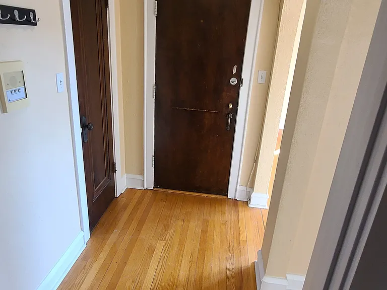 4128 N Kedvale Ave #304 — Photo 2