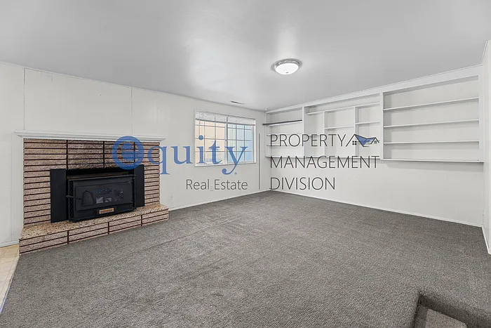 4305 S Phillips Ln #BASEMENT — Photo 2