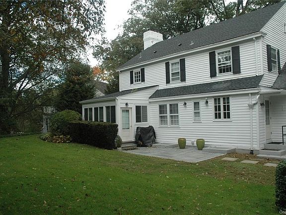 4th image of 15 Beechwood Ln