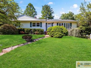 15 Kings Rd, East Brunswick, NJ 08816