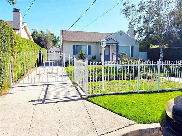 15219 Wyandotte St, Van Nuys, CA 91405
