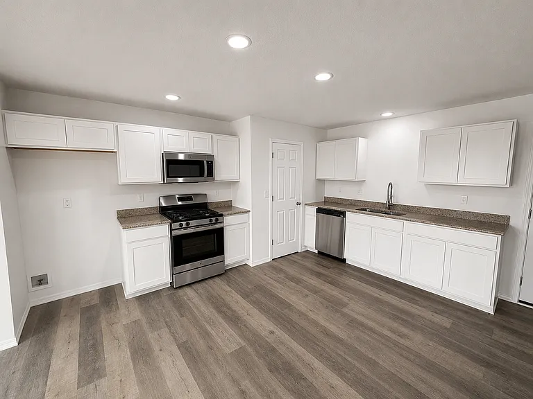 309 Alberts Dr #305 — Photo 16