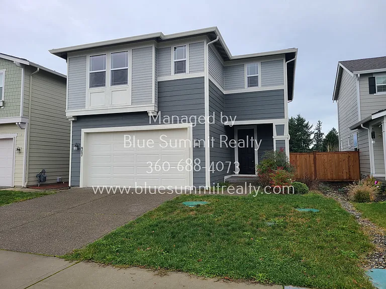 907 Vine Maple St SE — Photo 1