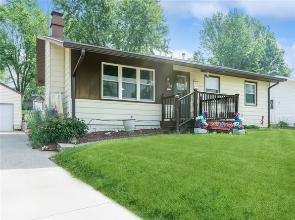 134 E Philip St, Des Moines, IA 50315