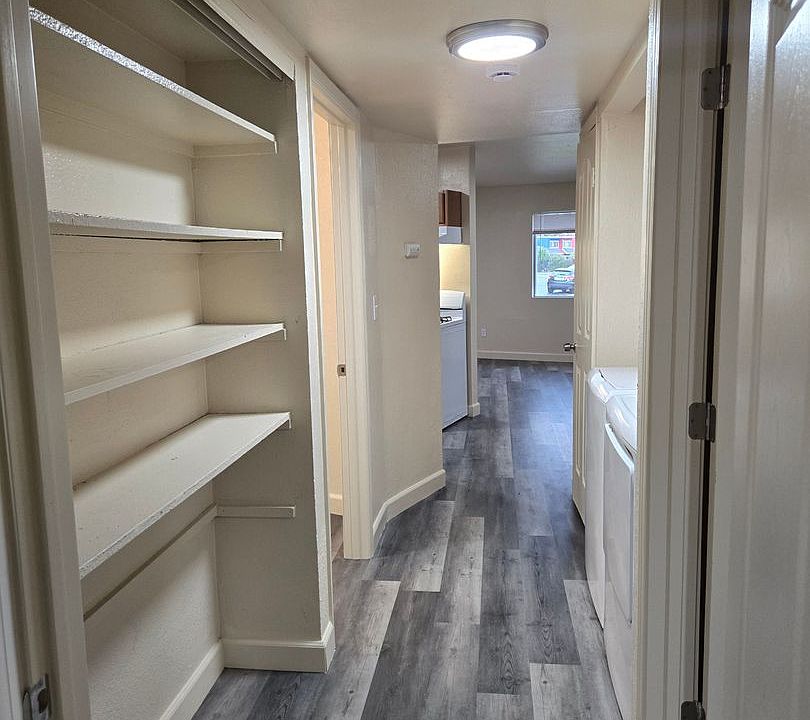 1st image of 2971 Portsmouth Dr APT 4