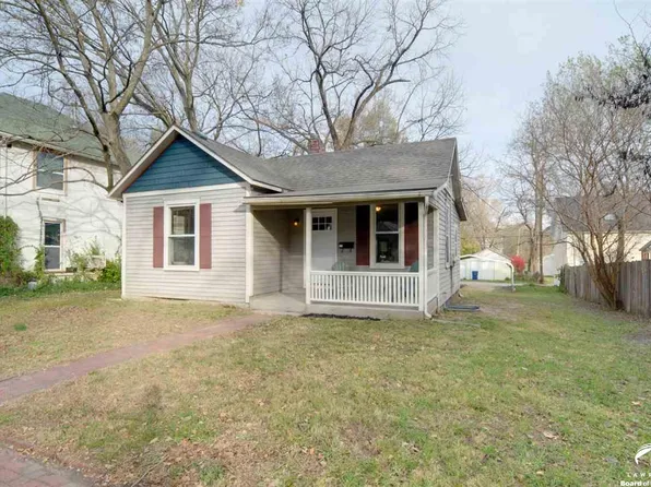 1128 Pennsylvania St, Lawrence, KS 66044
