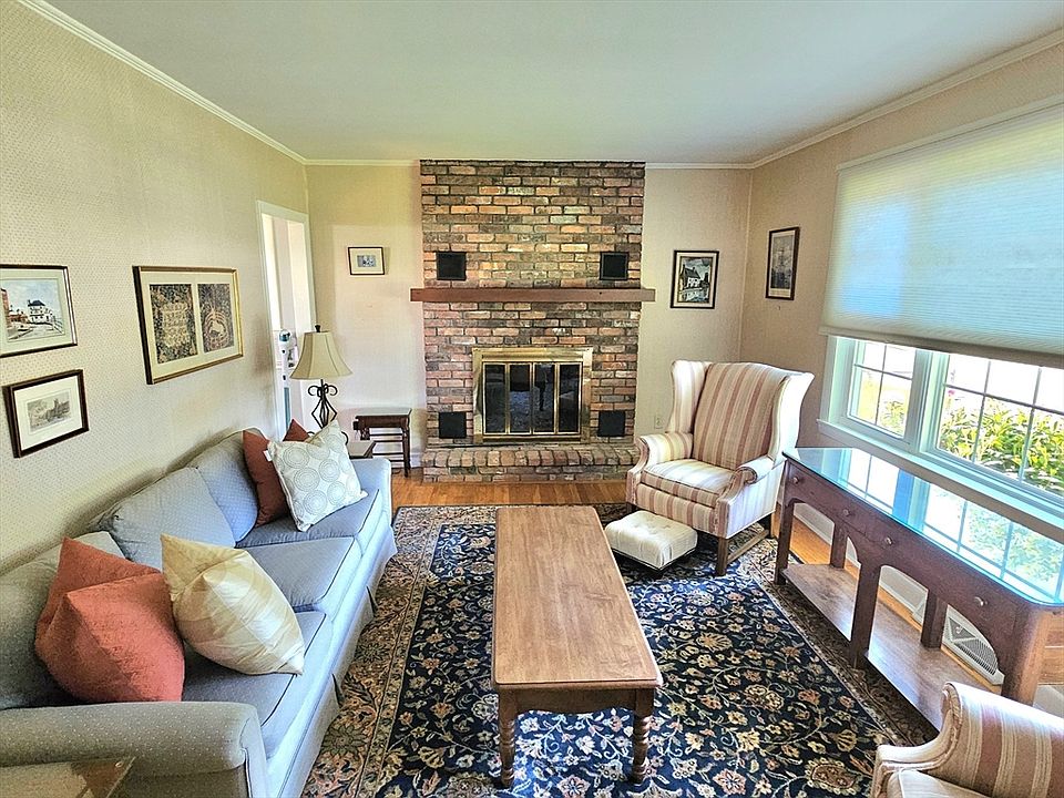 229 Sharp St, Dartmouth, MA 02747 Zillow