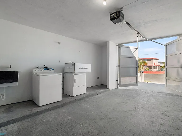 2040 Paseo Azalea — Photo 4