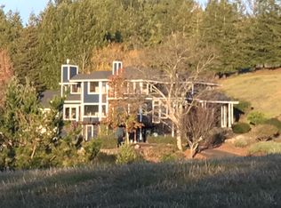 5212 Pressley Rd, Santa Rosa, CA 95404