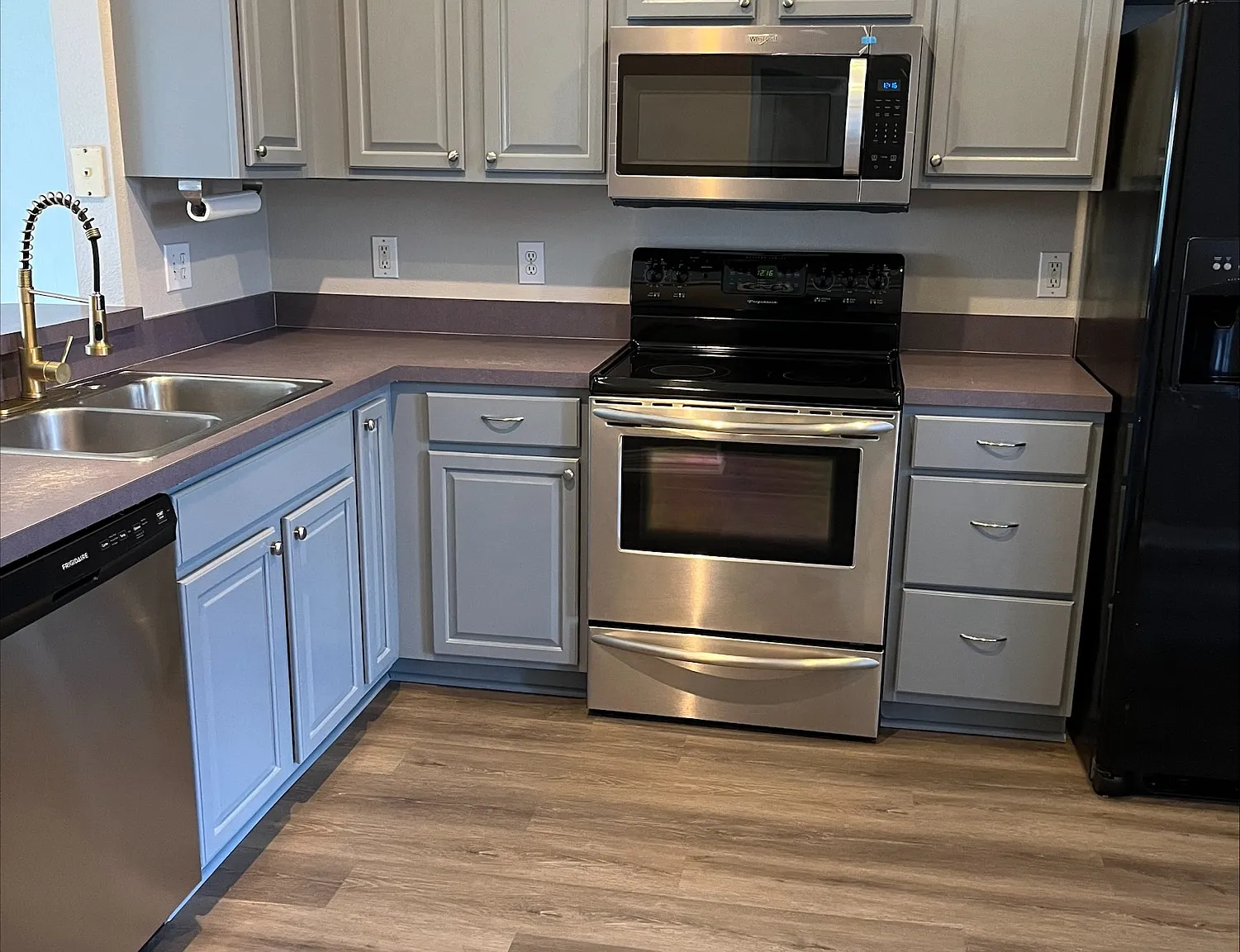 3 bed, 1235 sqft, $2,500 — Photo 3