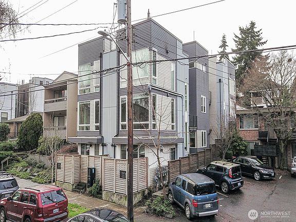4th image of 6539 4th Avenue NE #B