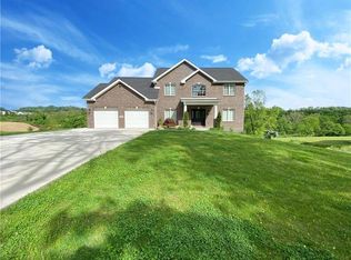 289 Durst Rd, Irwin, PA 15642