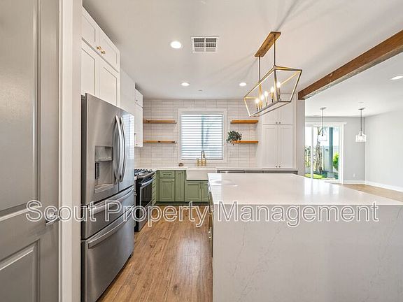 3rd image of 38496 Windingwalk Dr
