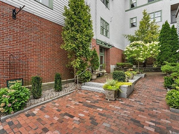2nd image of 91 Front St APT 106