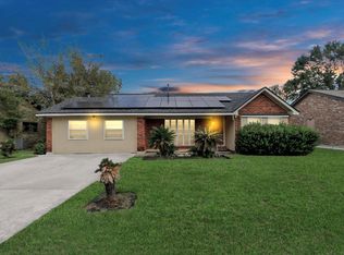 712 Meadowick Dr, Baytown, TX 77521