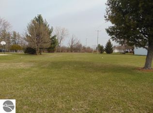 645 Norton Gibbs Dr, Ithaca, MI 48847